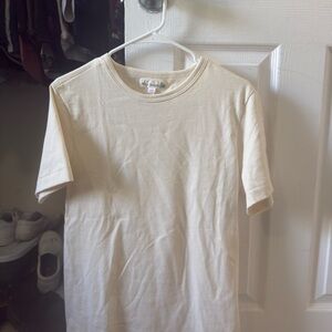 Merz b. Schwanen cream t-shirt. Size M